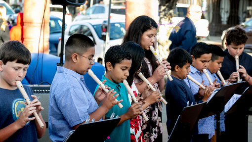Recorders in Schools students perform on 6th Street, 2019